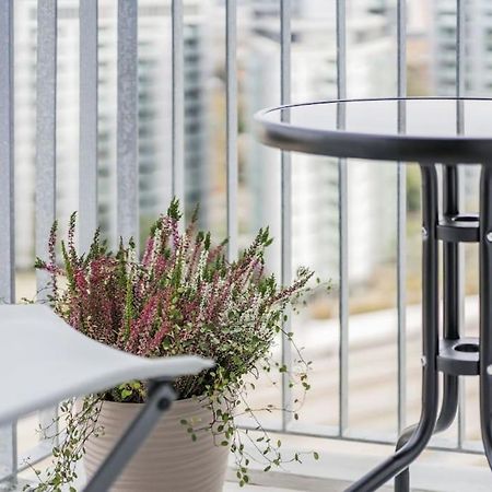 City Sky Studio Mit Balkon Відень Екстер'єр фото