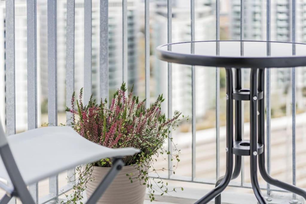 City Sky Studio Mit Balkon Відень Екстер'єр фото