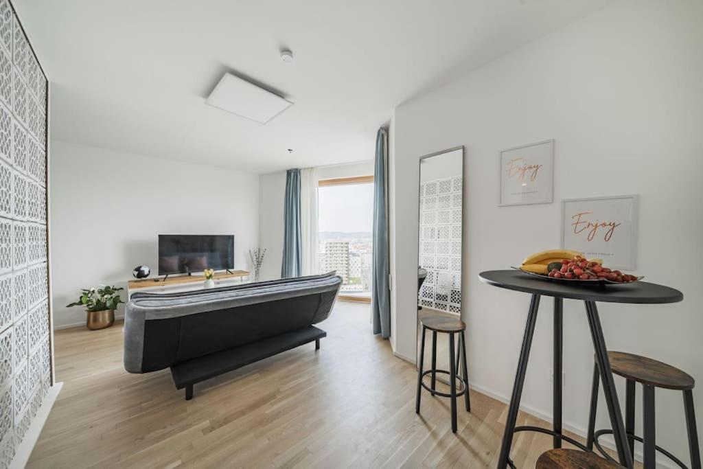 City Sky Studio Mit Balkon Відень Екстер'єр фото