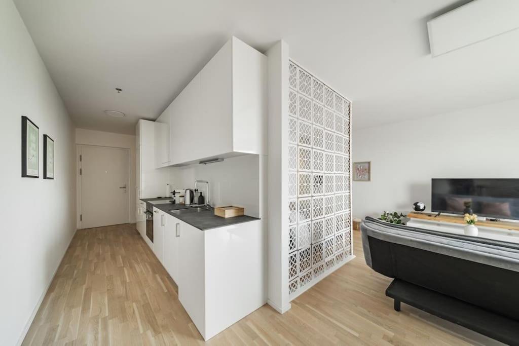 City Sky Studio Mit Balkon Відень Екстер'єр фото